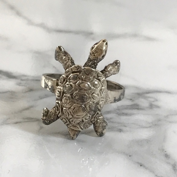 Vintage Sterling Silver Turtle Ring - Picture 2 of 11